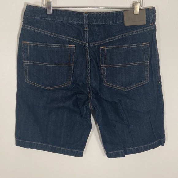 ✨3/$25✨Denver Hayes Denim Shorts - 34W - Picture 5 of 5